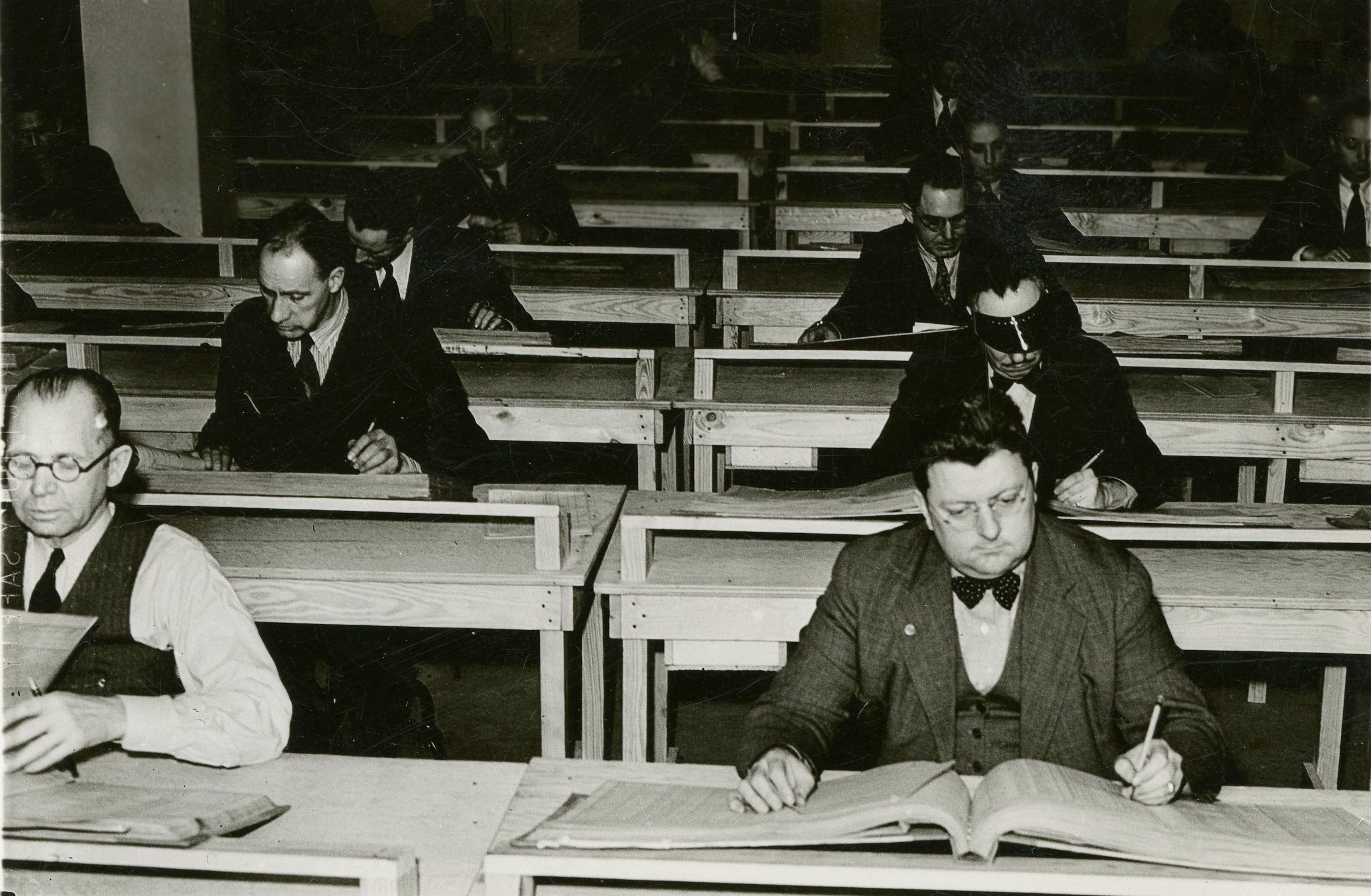 WPA workers indexing the 1920 Census – NAI: 175739353