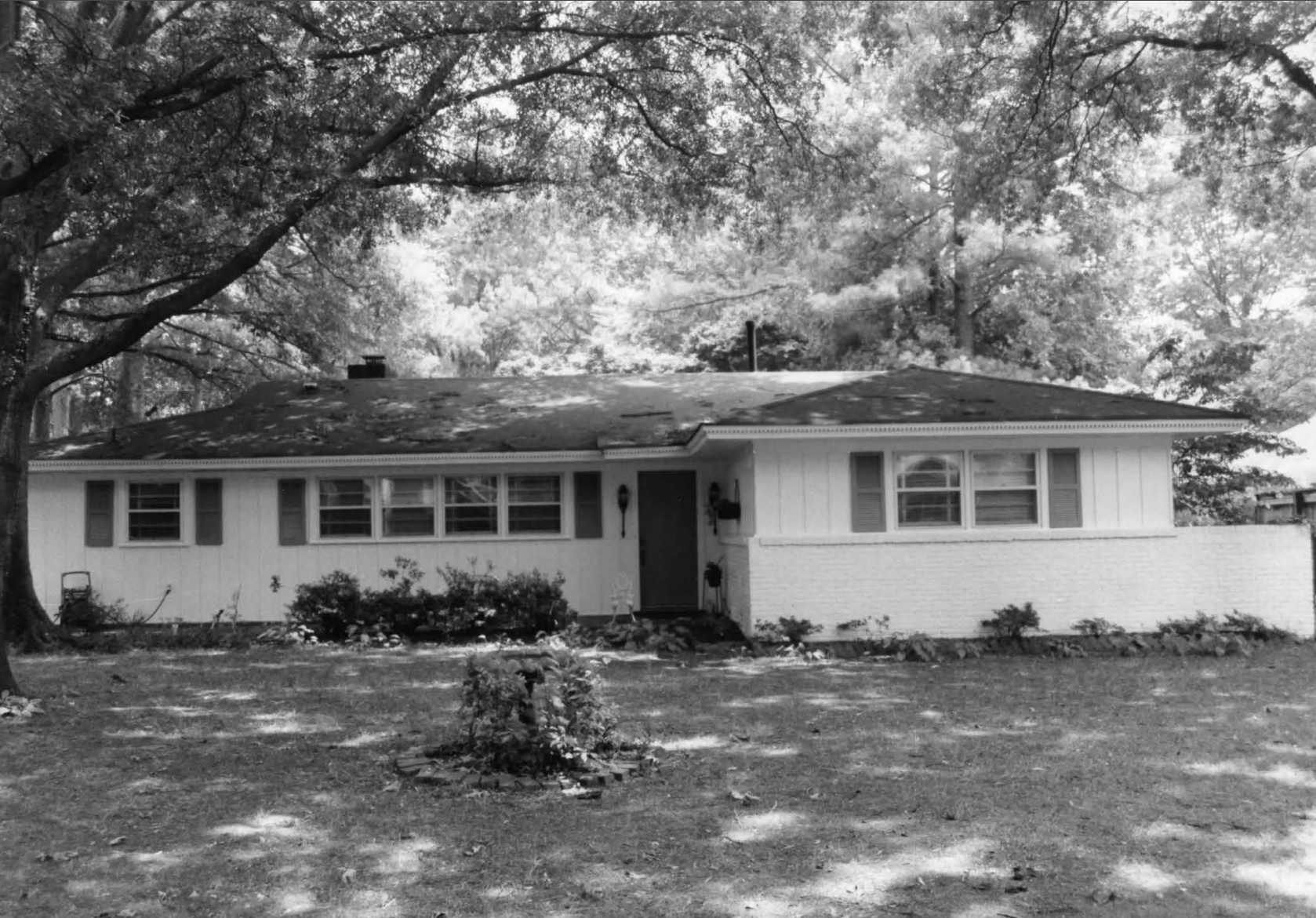 Elvis childhood home